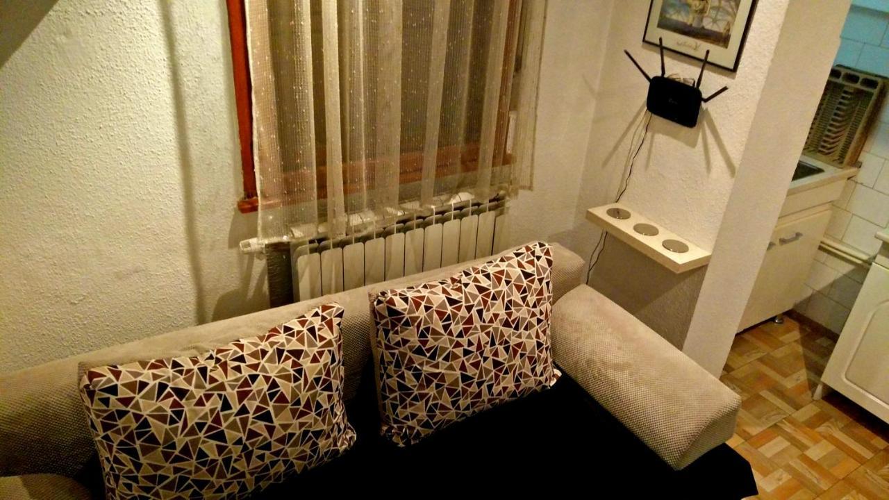One Bedroom Apartment French Embassy Boekarest Buitenkant foto