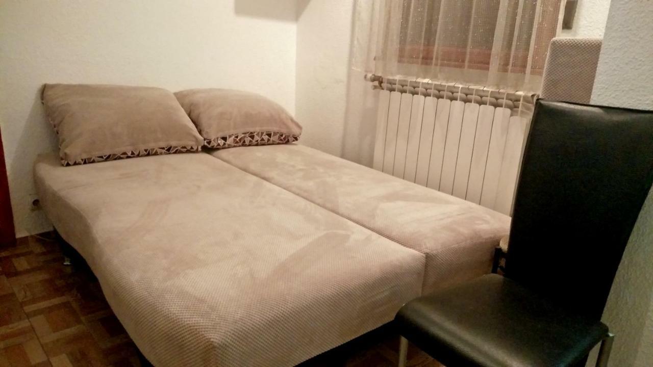 One Bedroom Apartment French Embassy Boekarest Buitenkant foto